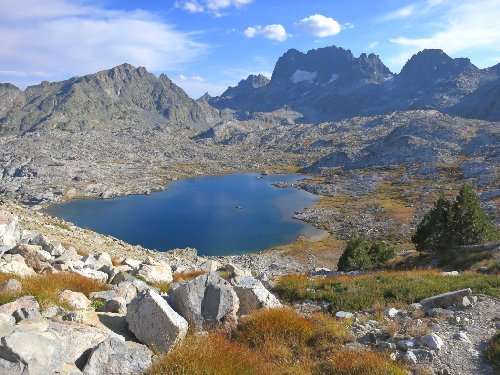 Nydiver Lakes, with the Minarets in the background